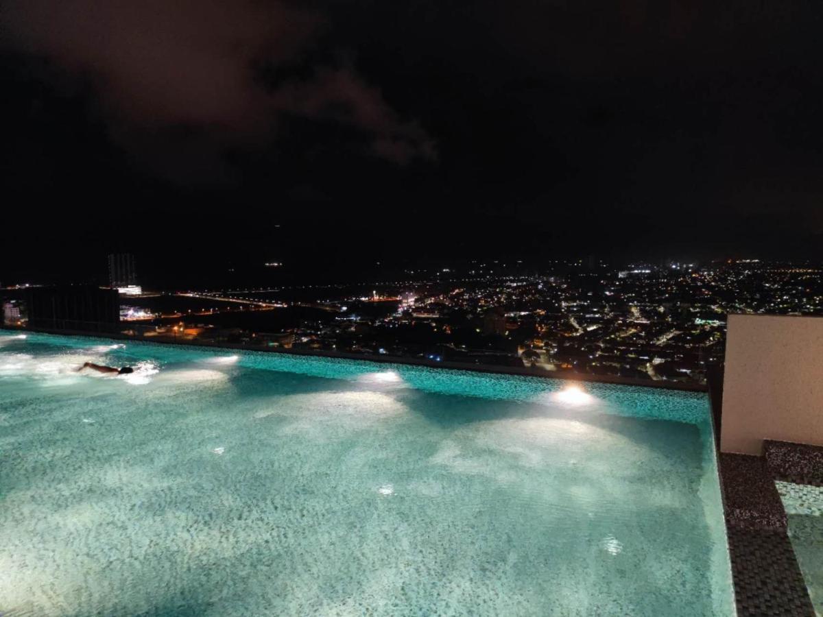 Quartz Residence Melaka by Renshi Luaran gambar